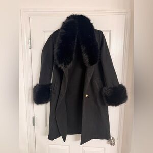 Elegant Black Fur-Trimmed Women's Coat